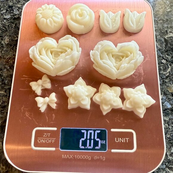 NEW WAX MELTS 2.05oz Bath and Body Works Candle Wax Melts - CHAMPAGNE TOAST! - Picture 2 of 4